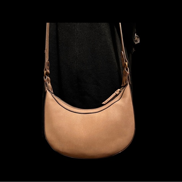 NWOT PURSE - Picture 5 of 9